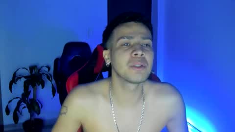 Snapshot of abelasburgo chatting on December 2025 11:21:02 PM Independence model AbelAsburgo online show from December 2025 11:21:02 PM