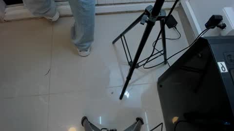 Snapshot of adams_bobby chatting on November 2025 11:21:02 AM Adams Bobby online show from November 2025 11:21:02 AM