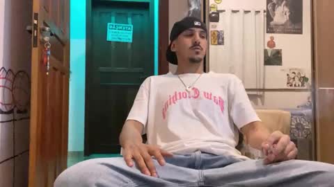 Snapshot of aelucius chatting on October 2025 02:31:01 AM Luci online show from October 2025 02:31:01 AM