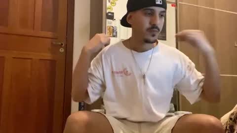 Snapshot of aelucius chatting on October 2025 02:12:02 AM Luci online show from October 2025 02:12:02 AM