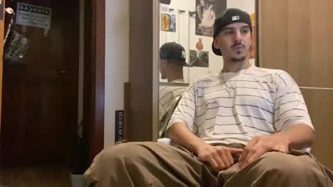 Snapshot of aelucius chatting on October 2025 04:02:02 AM Luci online show from October 2025 04:02:02 AM