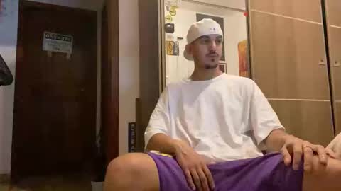 Snapshot of aelucius chatting on November 2025 02:55:02 AM Luci online show from November 2025 02:55:02 AM