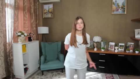 Hi Im Alison Welcome to my room online show from October 2025 10:57:02 AM