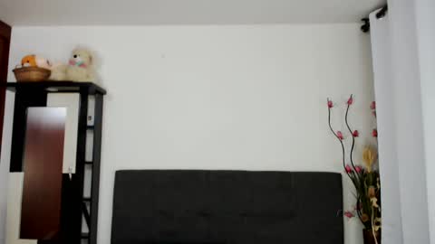 Snapshot of agatasexx chatting on December 2024 06:01:02 PM johana online show from December 2024 06:01:02 PM