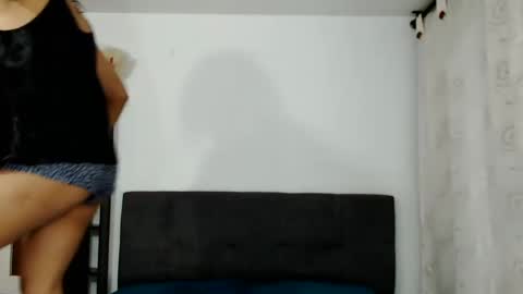Snapshot of agatasexx chatting on February 2025 06:26:02 PM johana online show from February 2025 06:26:02 PM