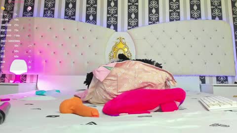 aidasina online show from January 2025 02:11:01 AM