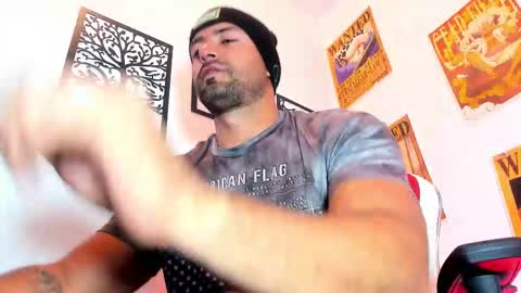 Aiden Brites online show from November 2025 09:47:01 PM