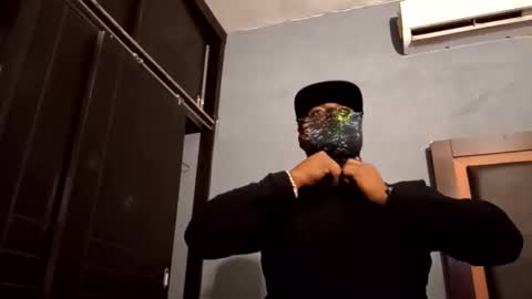 Snapshot of airoon91 chatting on November 2025 10:05:01 AM airoon91 online show from November 2025 10:05:01 AM