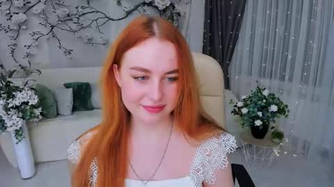 Louise online show from November 2025 04:12:02 PM