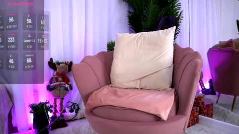 Aisha  online show from December 2024 12:36:02 AM