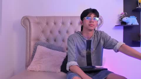 Alan online show from February 2025 03:49:02 PM