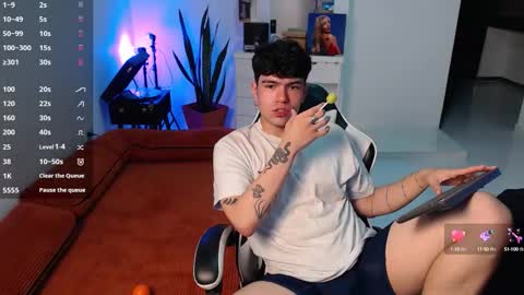 alec online show from September 2025 01:38:01 AM