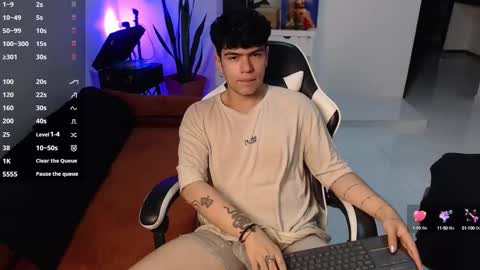 alec online show from September 2025 01:05:02 AM