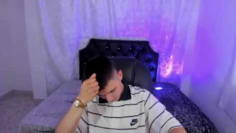 Snapshot of aleckk_boy chatting on November 2025 07:05:02 PM Aleck Boy online show from November 2025 07:05:02 PM