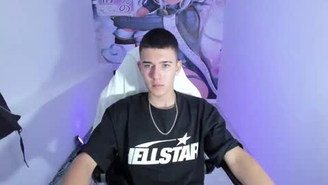 Snapshot of aleckk_boy chatting on November 2025 07:13:01 PM Aleck Boy online show from November 2025 07:13:01 PM