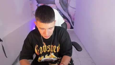 Snapshot of aleckk_boy chatting on December 2025 07:33:02 PM Aleck Boy online show from December 2025 07:33:02 PM