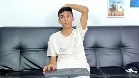 alejo peverell online show from January 2025 08:43:02 AM