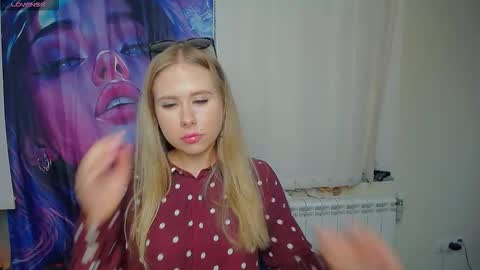 Alena online show from September 2025 05:07:02 AM