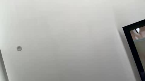 Snapshot of alenart chatting on September 2025 04:08:02 PM alenart online show from September 2025 04:08:02 PM