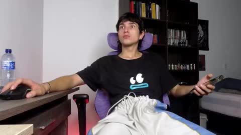 Snapshot of alex_connorr chatting on November 2025 03:12:01 AM alex_connorr online show from November 2025 03:12:01 AM