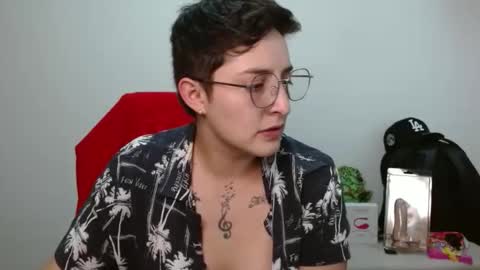 Snapshot of alex_parker07 chatting on October 2025 09:35:02 PM Alex Parker online show from October 2025 09:35:02 PM