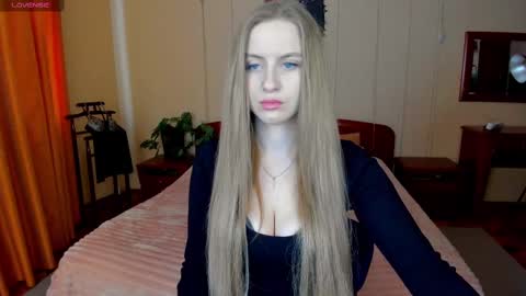 Snapshot of alexa_glory chatting on February 2025 12:19:01 PM Alexa online show from February 2025 12:19:01 PM
