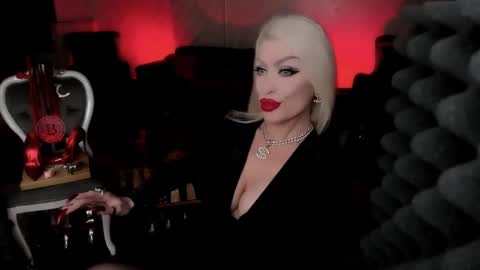 AlfaFemale online show from January 2025 10:31:02 AM