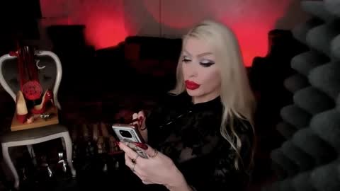 AlfaFemale online show from February 2025 10:14:02 AM
