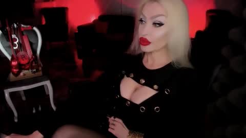 AlfaFemale online show from September 2025 08:42:01 PM