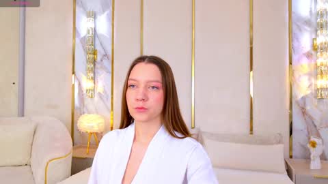 Snapshot of alice_charmy chatting on March 2025 05:12:01 AM Alice in Wonderland online show from March 2025 05:12:01 AM