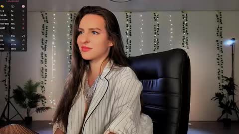 Snapshot of alicia_art_ chatting on November 2025 06:51:02 PM Alicia online show from November 2025 06:51:02 PM