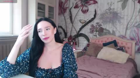 Veronica online show from September 2025 12:40:01 PM