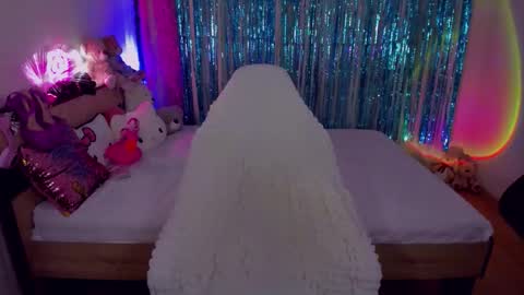 Snapshot of alinaocean chatting on October 2025 07:20:01 PM alinaocean online show from October 2025 07:20:01 PM