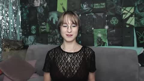 Snapshot of alishakelly chatting on November 2025 05:44:01 AM alishakelly online show from November 2025 05:44:01 AM