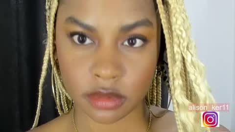 Snapshot of alison_ker chatting on January 2025 11:12:02 AM Sofias house online show from January 2025 11:12:02 AM