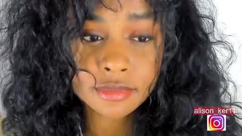 Snapshot of alison_ker chatting on February 2025 08:56:02 AM Sofias house online show from February 2025 08:56:02 AM