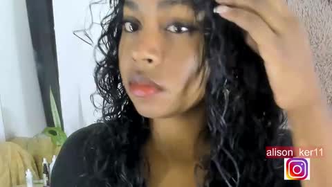 Snapshot of alison_ker chatting on February 2025 06:43:02 AM Sofias house online show from February 2025 06:43:02 AM