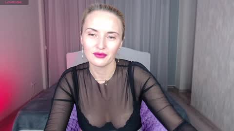 alisssarose online show from December 2024 11:12:02 PM