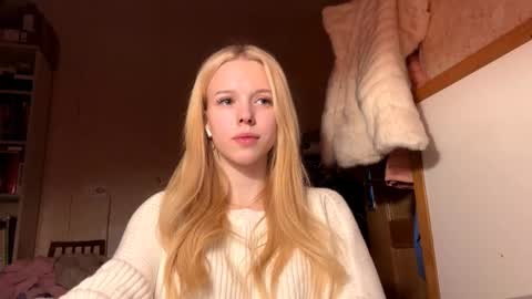 Snapshot of allegralenherr chatting on November 2025 06:13:01 AM Lina online show from November 2025 06:13:01 AM