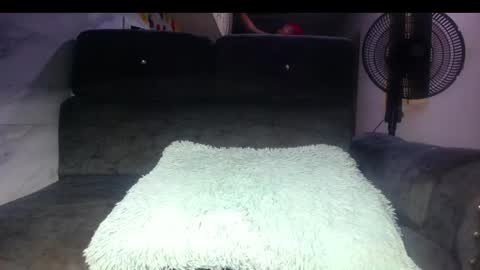 Snapshot of alondra_bigcockxxx chatting on October 2025 02:01:01 AM alondra online show from October 2025 02:01:01 AM