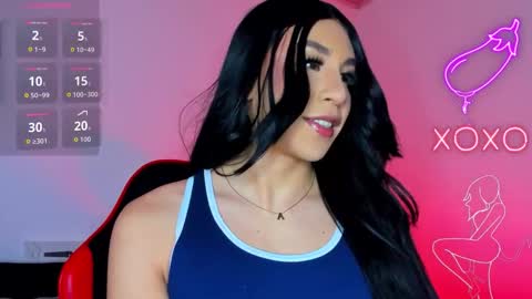 Hazel Bowie online show from October 2025 02:11:02 AM