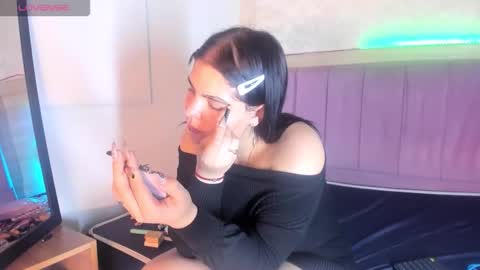 Snapshot of alunnaclarkcm chatting on December 2025 03:33:01 AM alunnaclarkcm online show from December 2025 03:33:01 AM