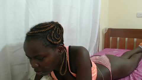 Snapshot of alvine_keji chatting on October 2025 03:25:01 AM Alvine keji online show from October 2025 03:25:01 AM