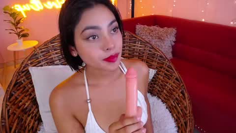 alyn online show from February 2025 03:40:01 PM