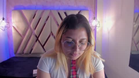Amalia Im Back See you soon this January 7 at 10 pm Colombia time online show from January 2025 02:57:01 AM