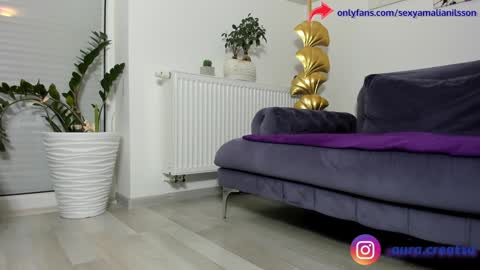Amalia Nilsson  online show from December 2024 02:49:02 PM