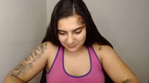 The queen of the biceps  online show from January 2025 11:16:01 PM