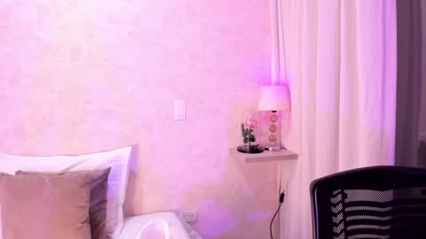 Luisa online show from December 2024 01:39:01 AM
