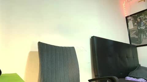 ambar gil  online show from January 2025 09:43:01 PM