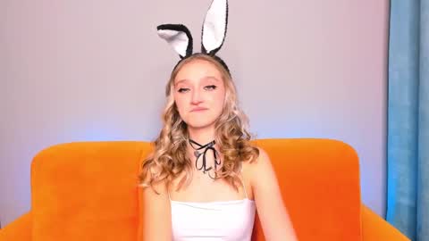 Snapshot of ameliawise chatting on December 2024 09:01:01 AM ameliawise online show from December 2024 09:01:01 AM